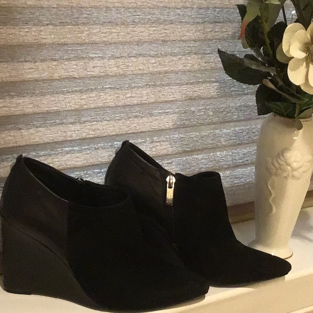 Vince Camuto Leather/ Suede Wedge Bootie